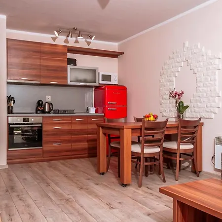 Stand'art - , смолянски езера Apartmán
